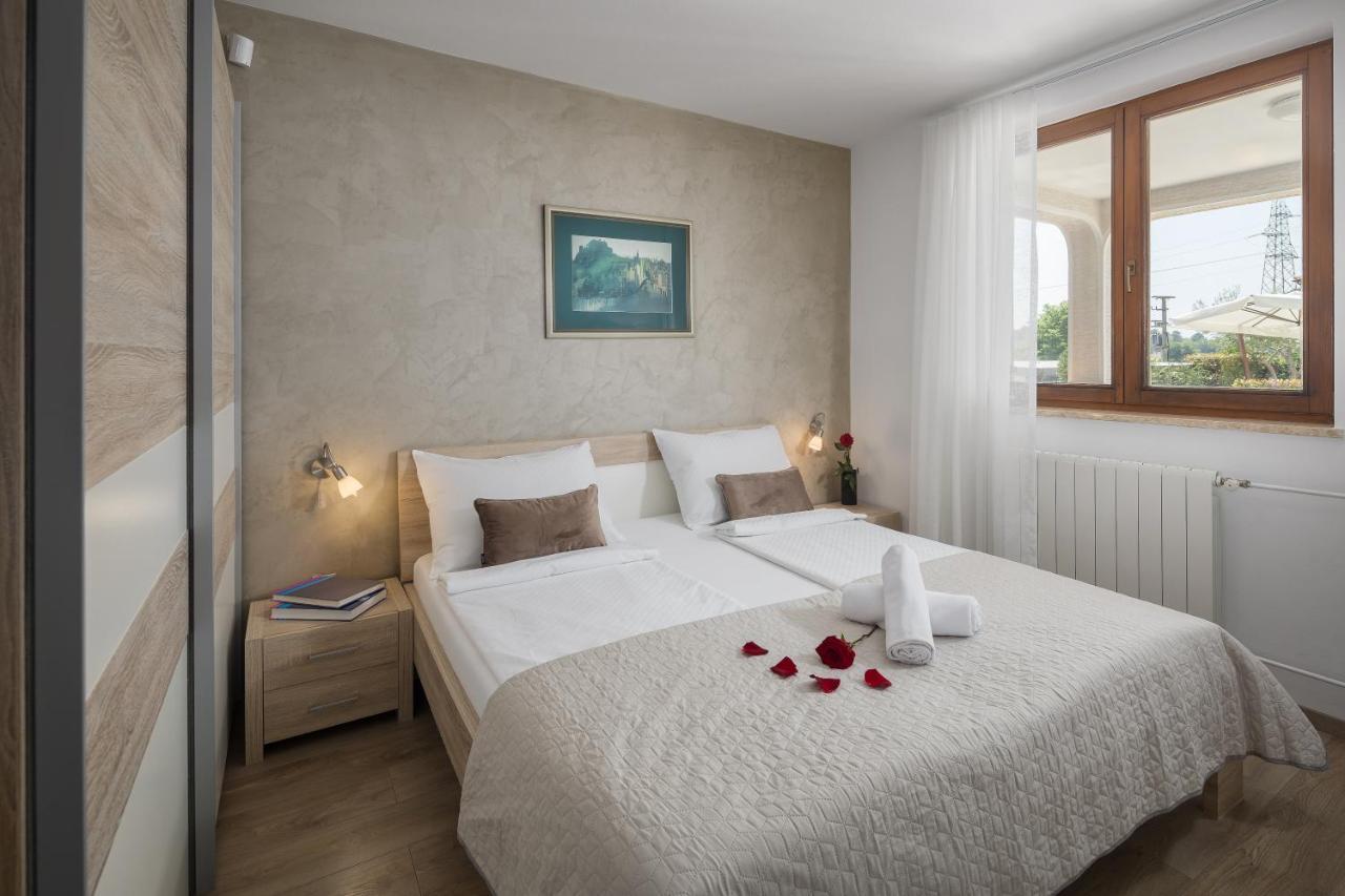 Villa Alena Poreč Eksteriør bilde